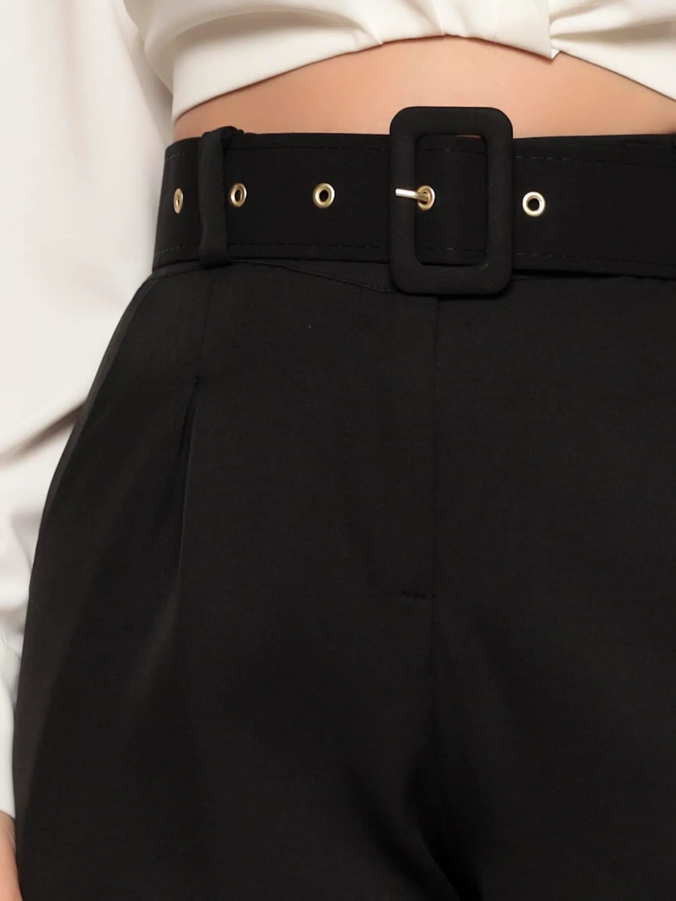 Calça alfaiataria feminina clochard com cinto bolso