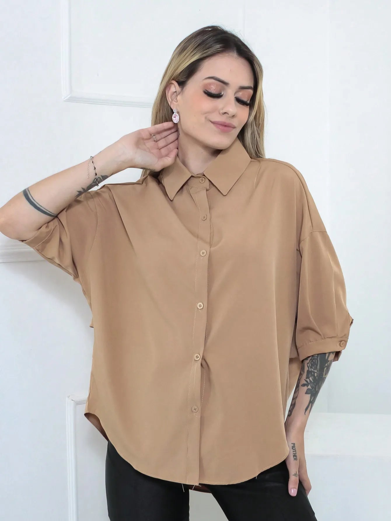 Camisa Feminina Meia Manga com Elastano