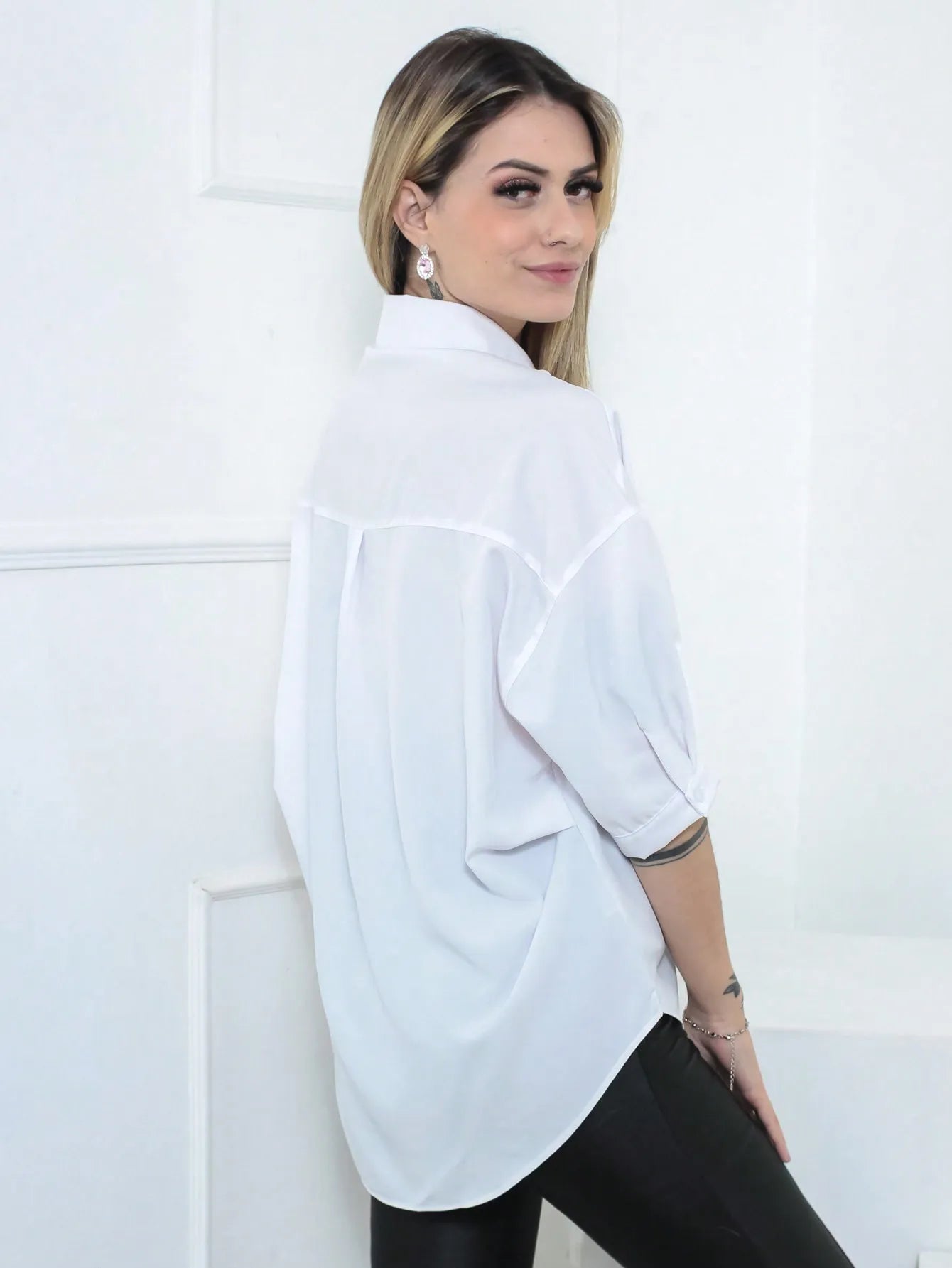 Camisa Feminina Meia Manga com Elastano