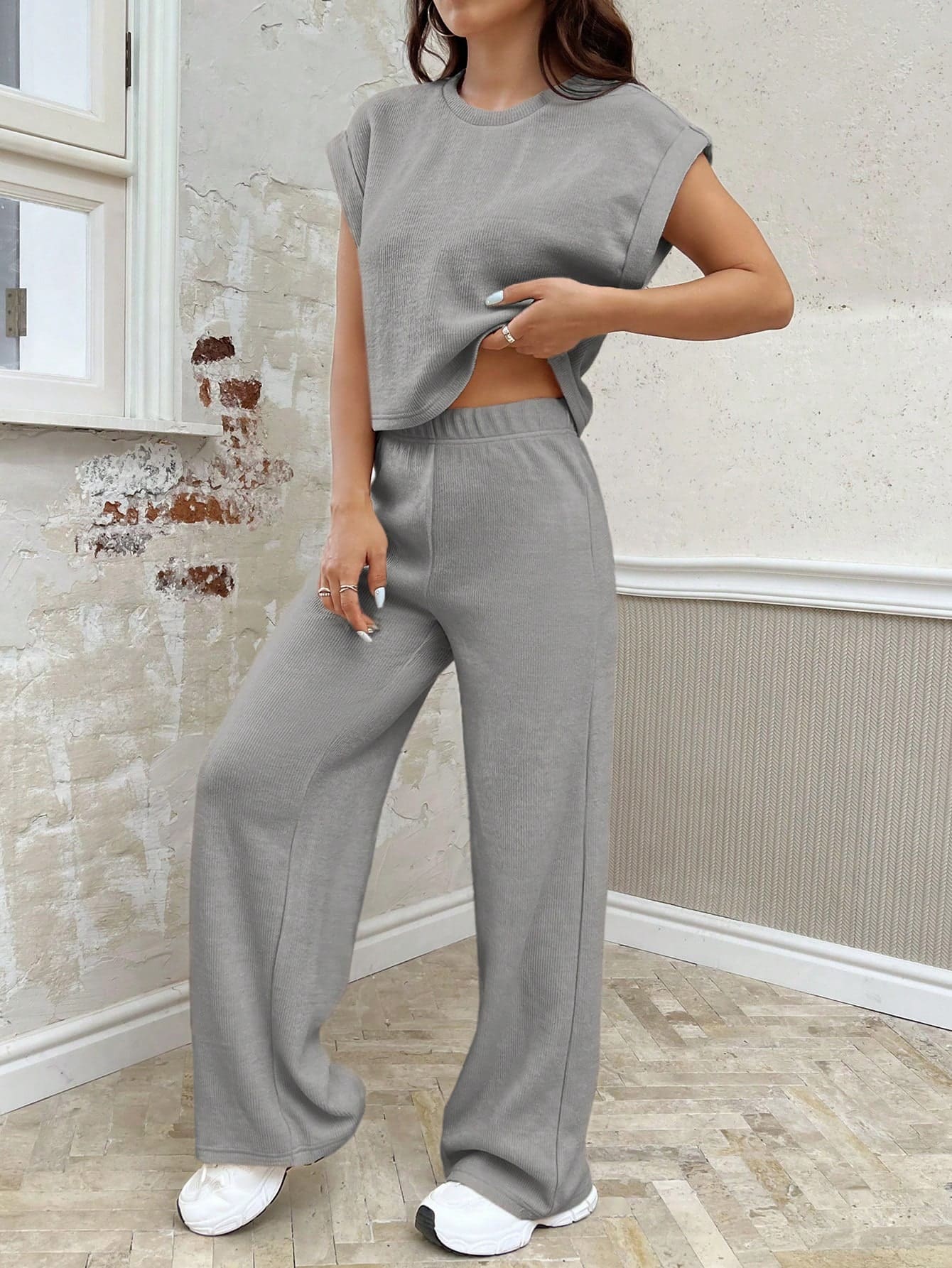 Conjunto de Top de Manga Morcego Folgada e Calça em Tricô