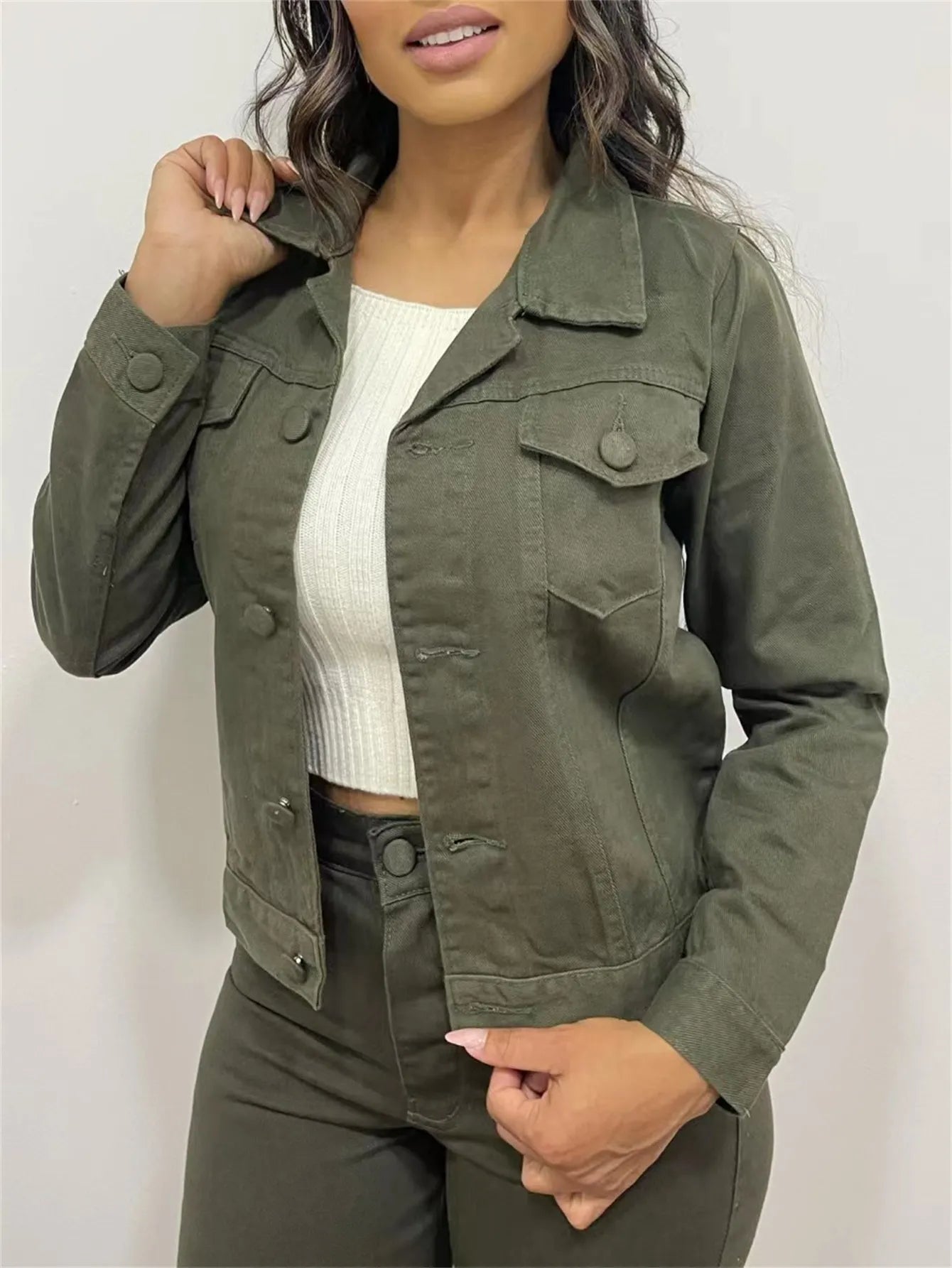 Jaqueta feminina verde militar - Baita Opção - A sua melhor escolha