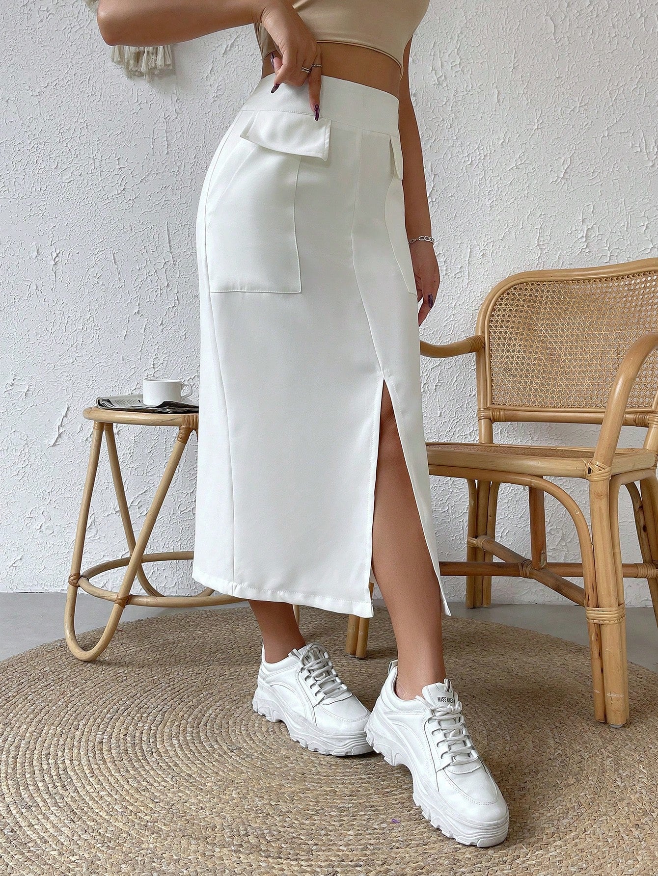 Saia feminina cintura alta com fenda - Baita Opção - A sua melhor escolha