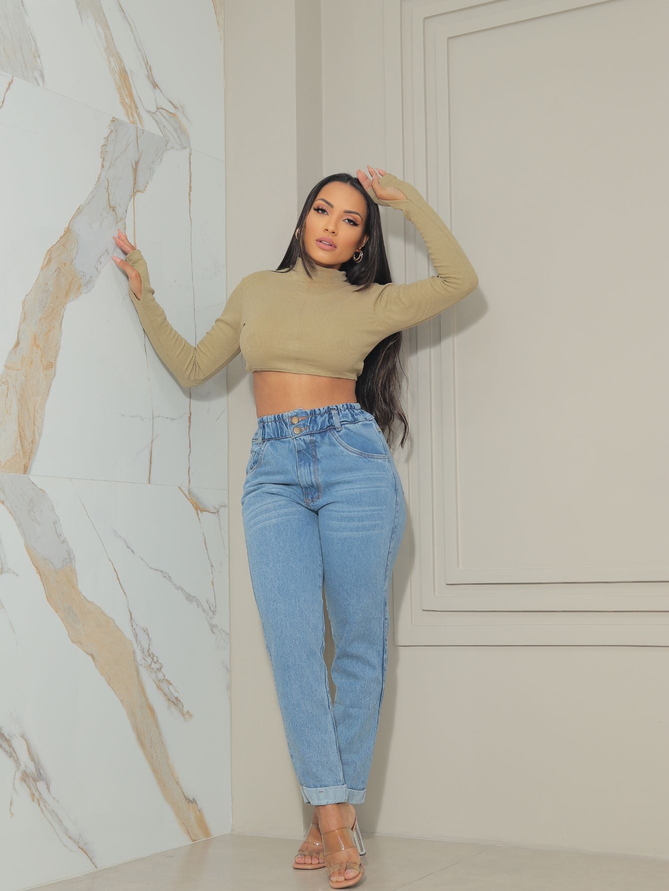 Calça jeans feminina com elástico - Baita Opção - A sua melhor escolha