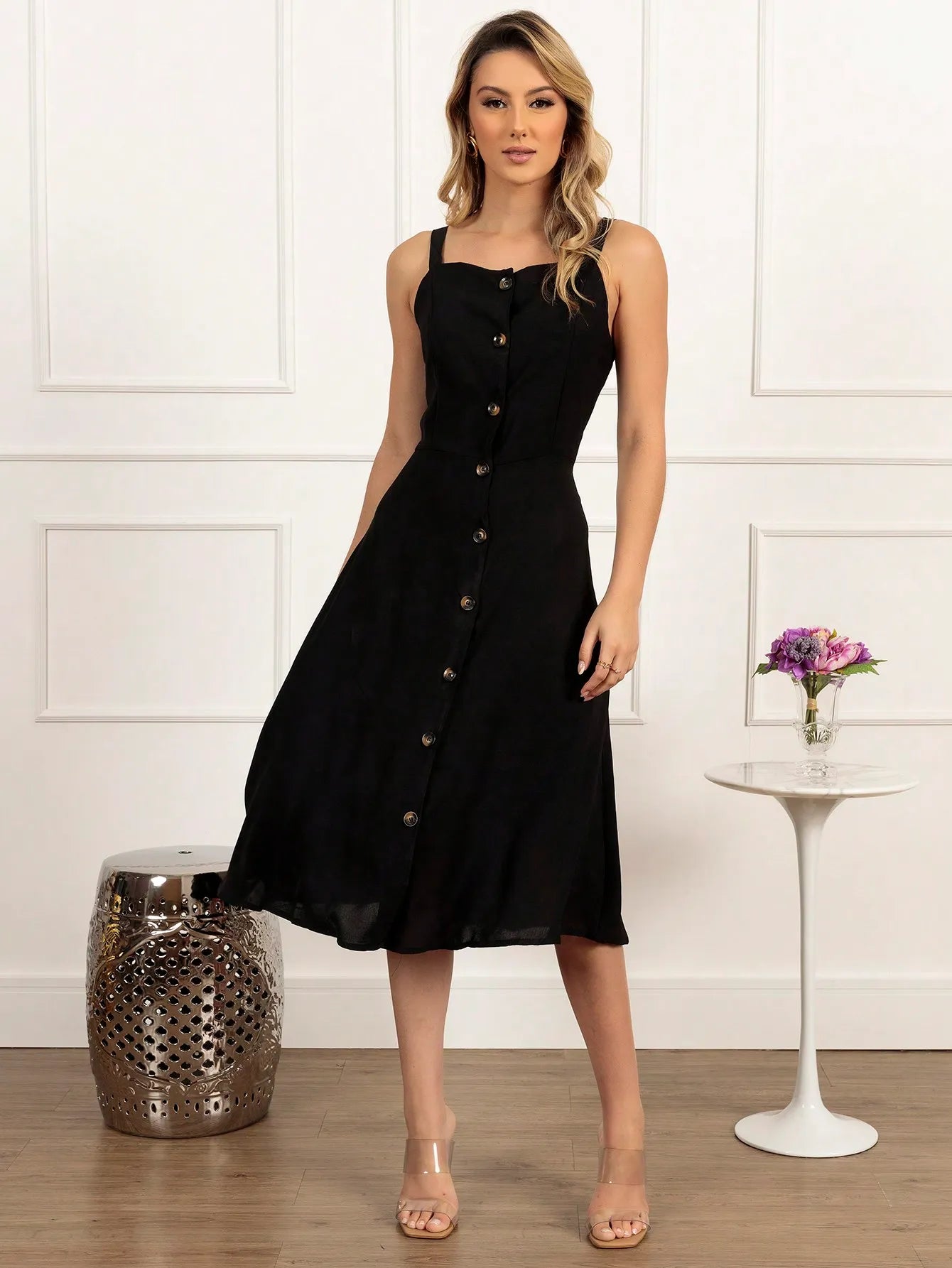 Vestido Mid com botões frontais