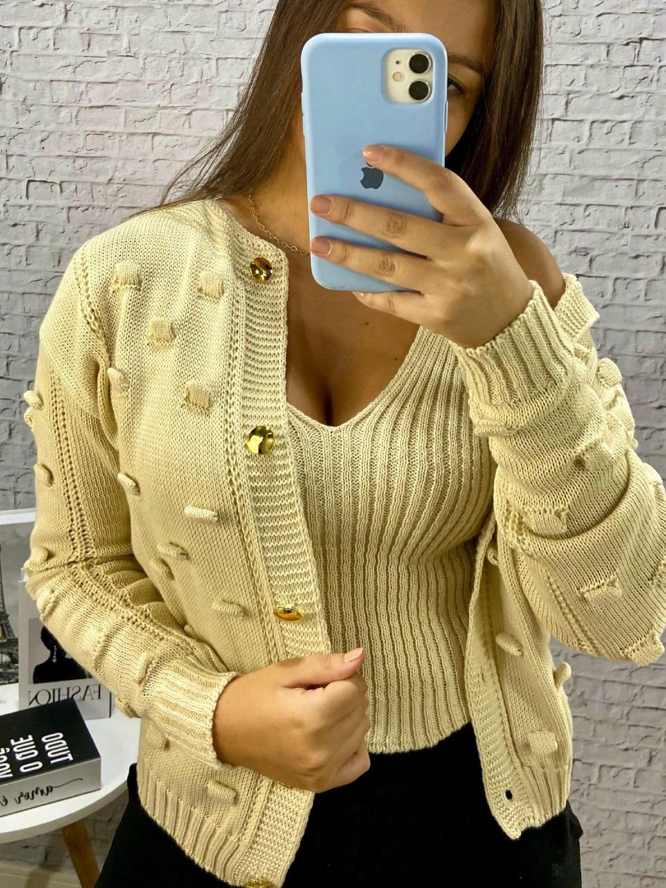 Casaco pom pom e cropped de Inverno