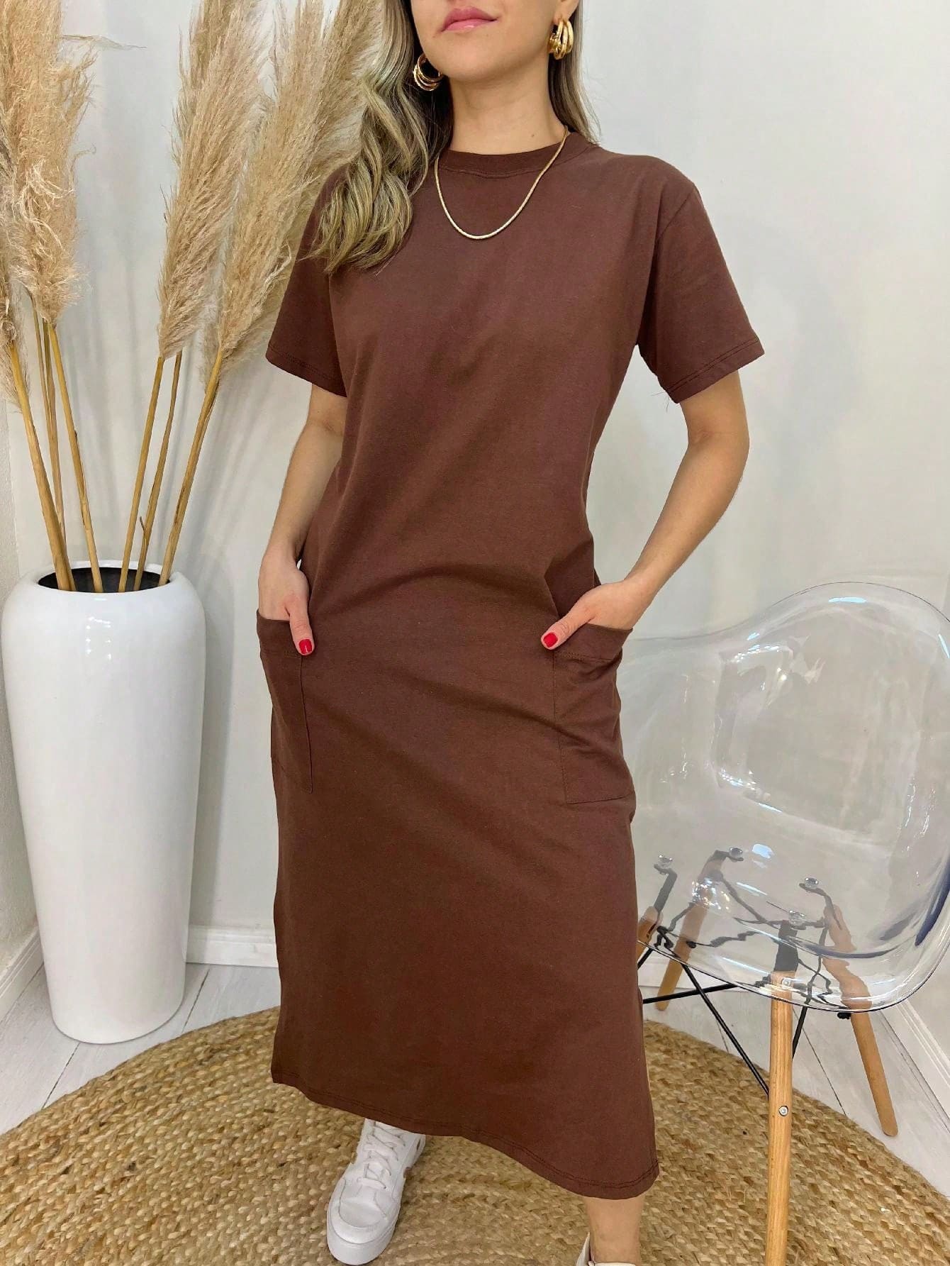Vestido midi algodão básico camiseta com bolso