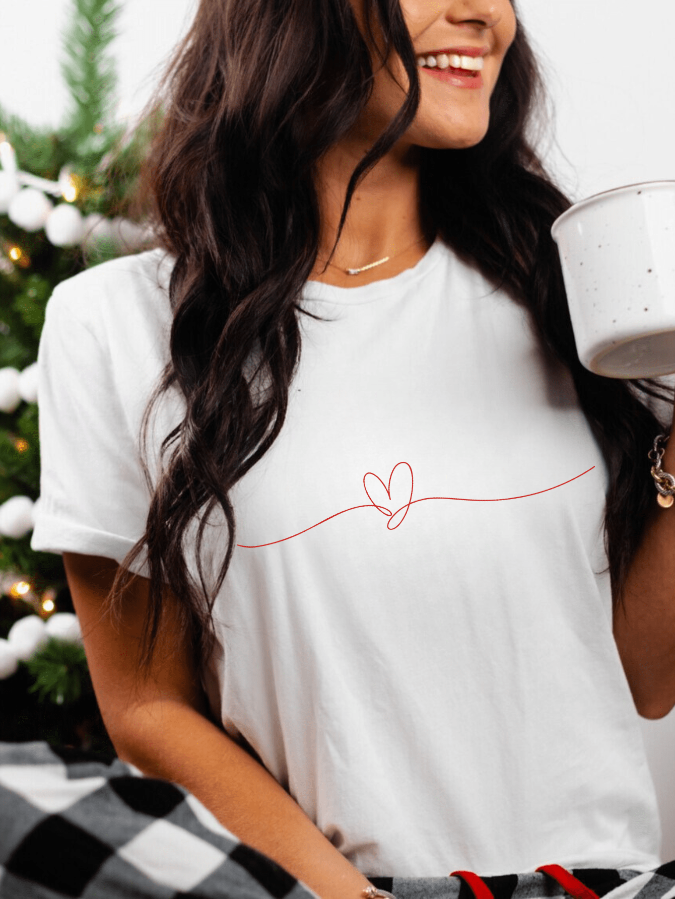 Camiseta feminina linha do coração - Baita Opção - A sua melhor escolha